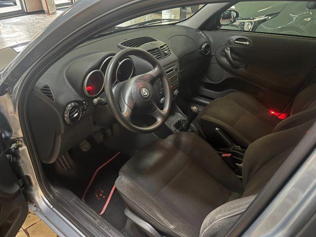 ALFA ROMEO 147 1.6i 16V T.S. (105 CV) cat 5p. GARANZIA 24 MESI