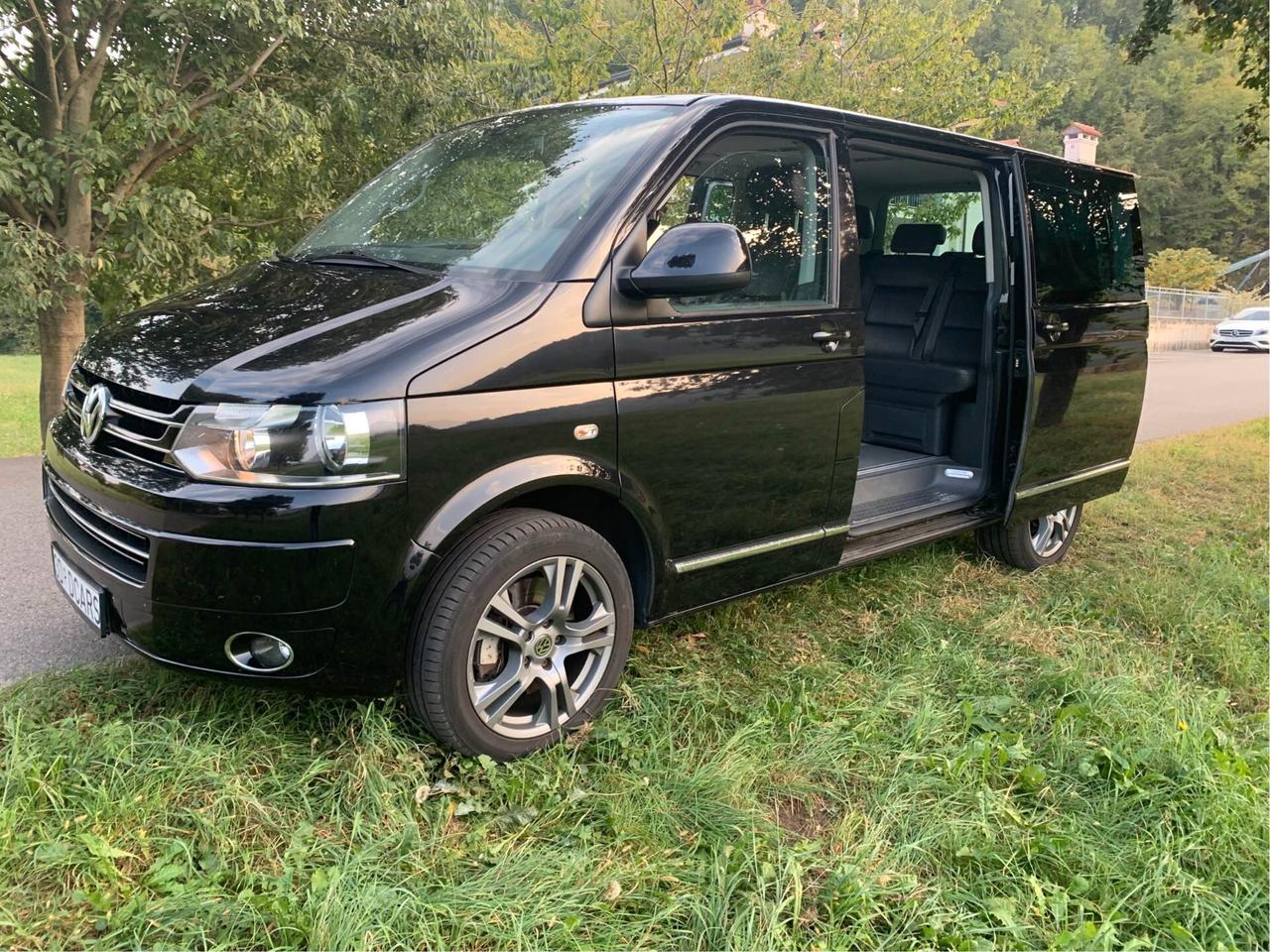 Volkswagen T5 MULTIVAN 2.0 TDI HIGHLINE