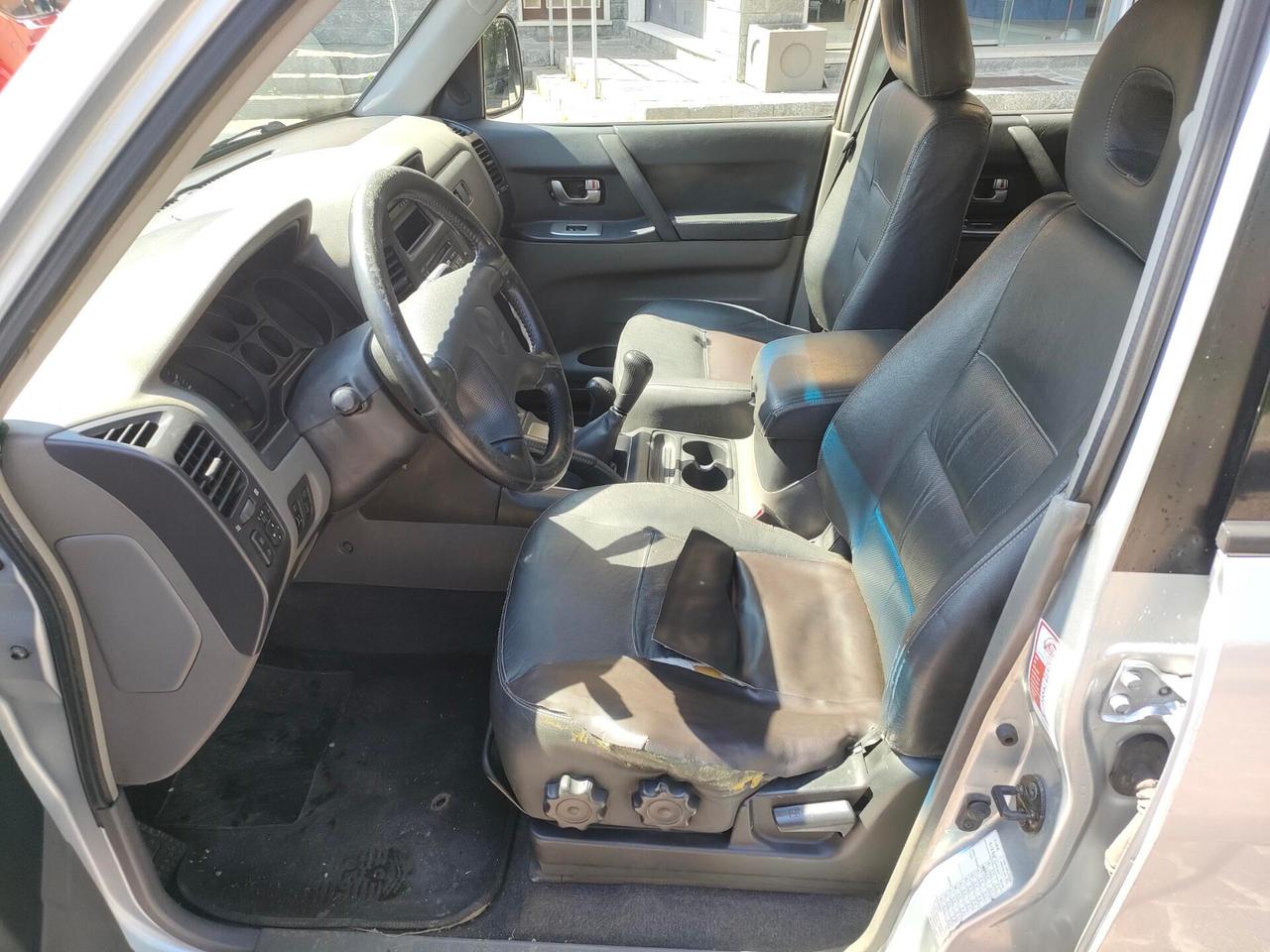 Mitsubishi Pajero 3.2 16V DI-D 7 p. Gancio