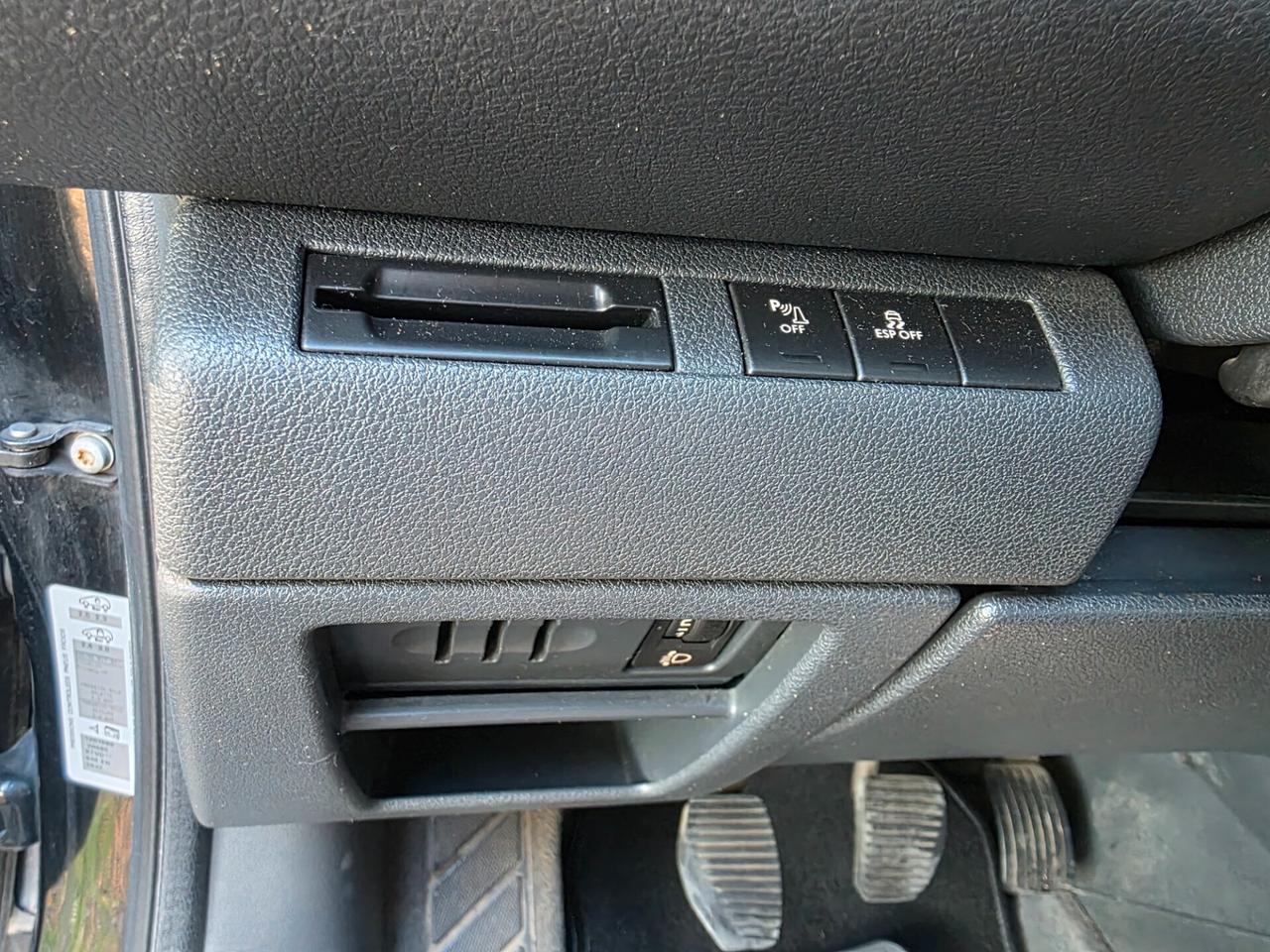 Peugeot 3008 2.0 HDi 150CV Tecno