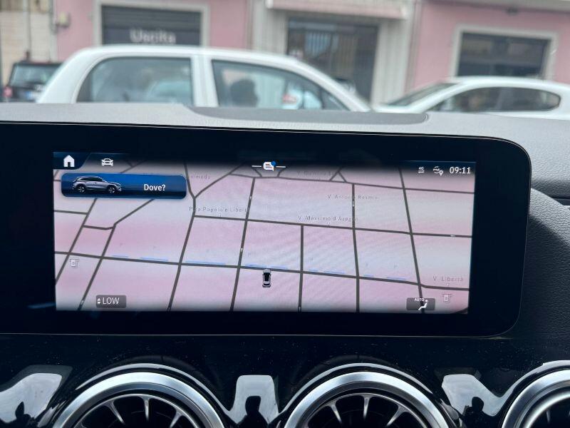 Mercedes-benz GLA 180 Automatic AMG Line Premium Plus