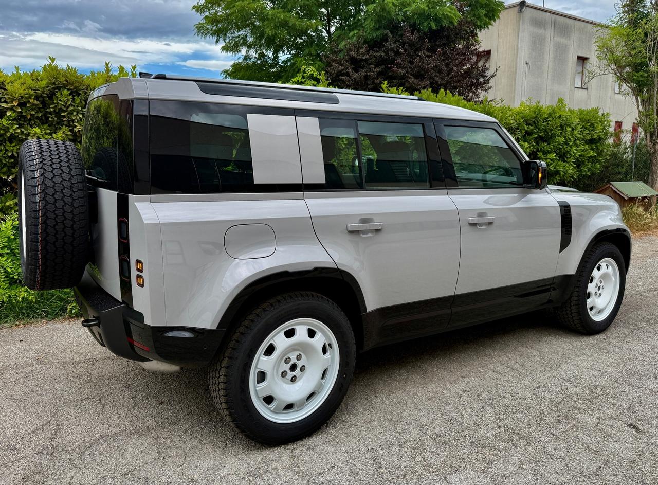 Land Rover Defender 110 250 CV - NUOVA UNICA