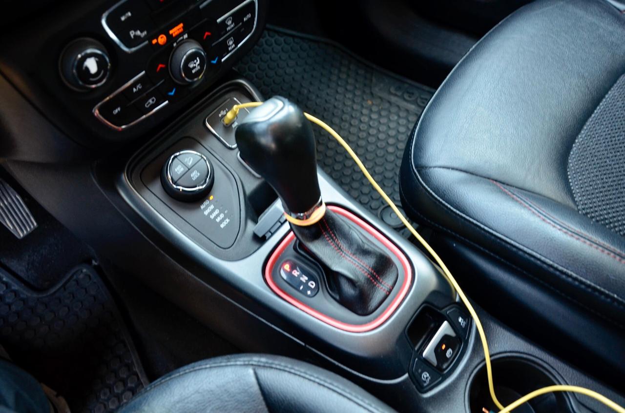 JEEP COMPASS 2.0 MJT TRAILHAWK 4wd 170cv AUTO, UNICOPROPRIETARIO, UFF ITALIANA, EURO 6D, BICOLOR, FARI LED, APPLE ANDROID, PERMUTE