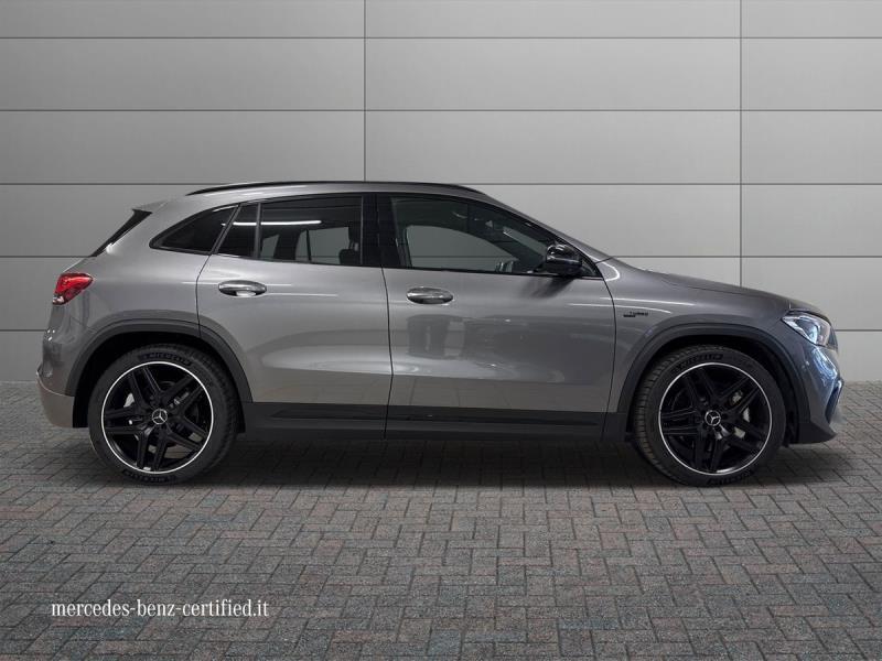 Mercedes GLA 35 AMG 4Matic Speedshift DCT AMG 8G