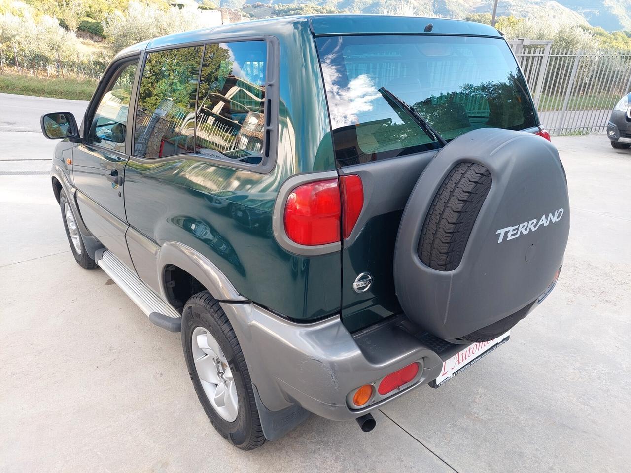 Nissan Terrano II 3.0td 3porte autocarro