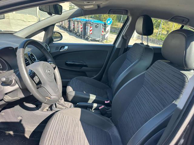 OPEL Corsa 1.2 5PSport Bellissima senza nessun lavoro da fare