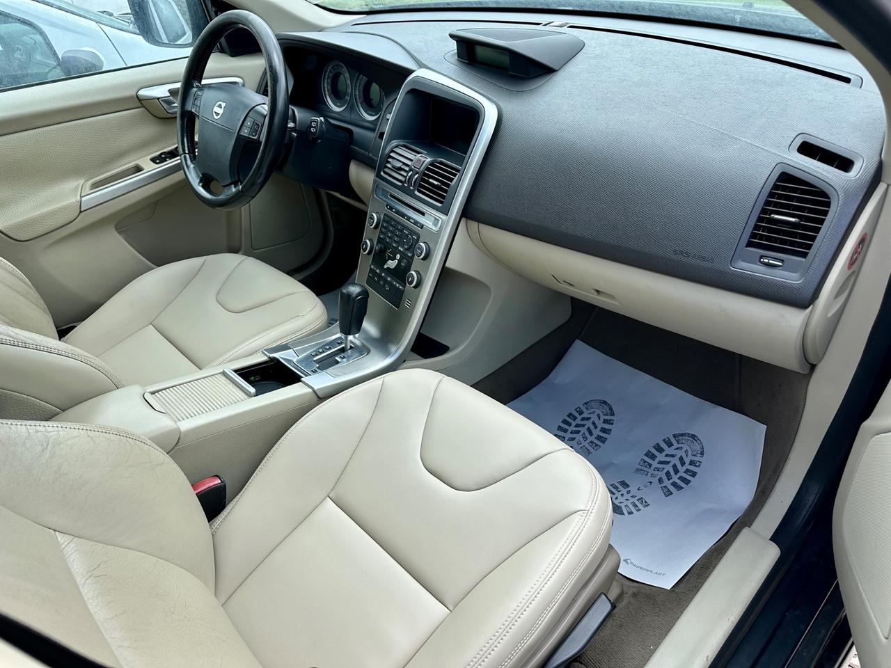 Volvo XC 60 XC60 2.4 D 163 CV AWD Geartronic Summum