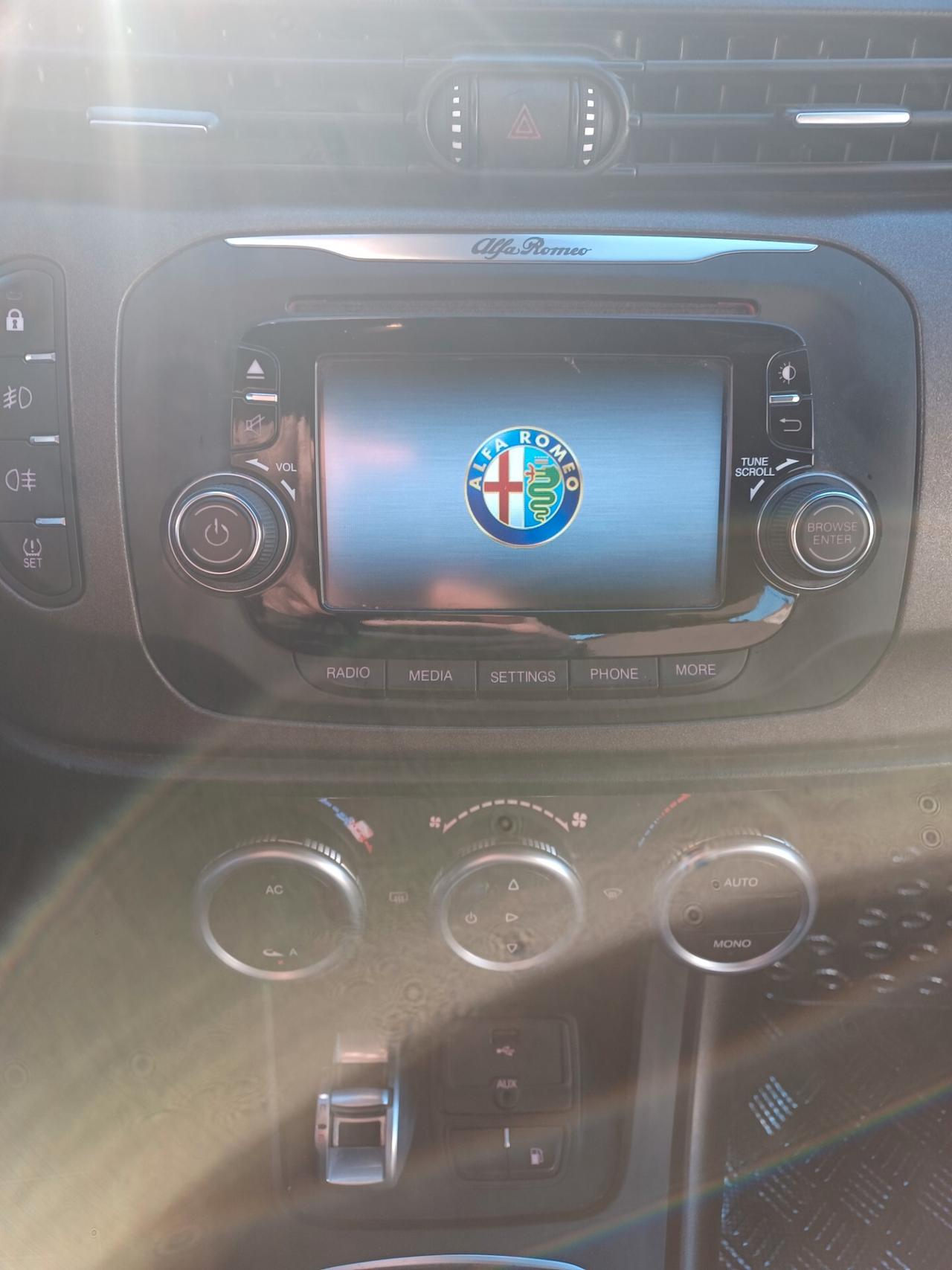 Alfa Romeo Giulietta 1.4 GPL Distinctive 2014