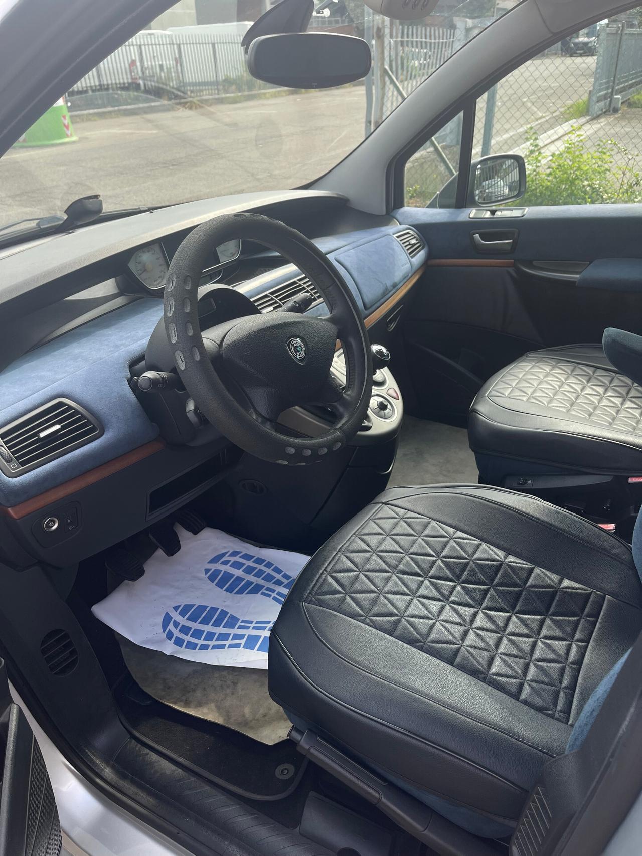 Lancia Phedra 2.0 MJT 136 CV Platino
