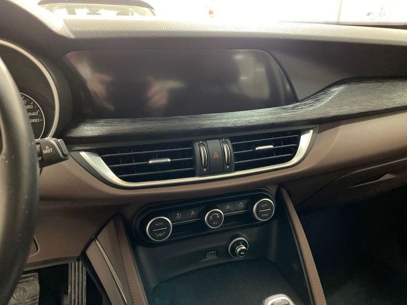 Alfa Romeo Stelvio 2.2 Turbodiesel 190 CV AT8 RWD Executive