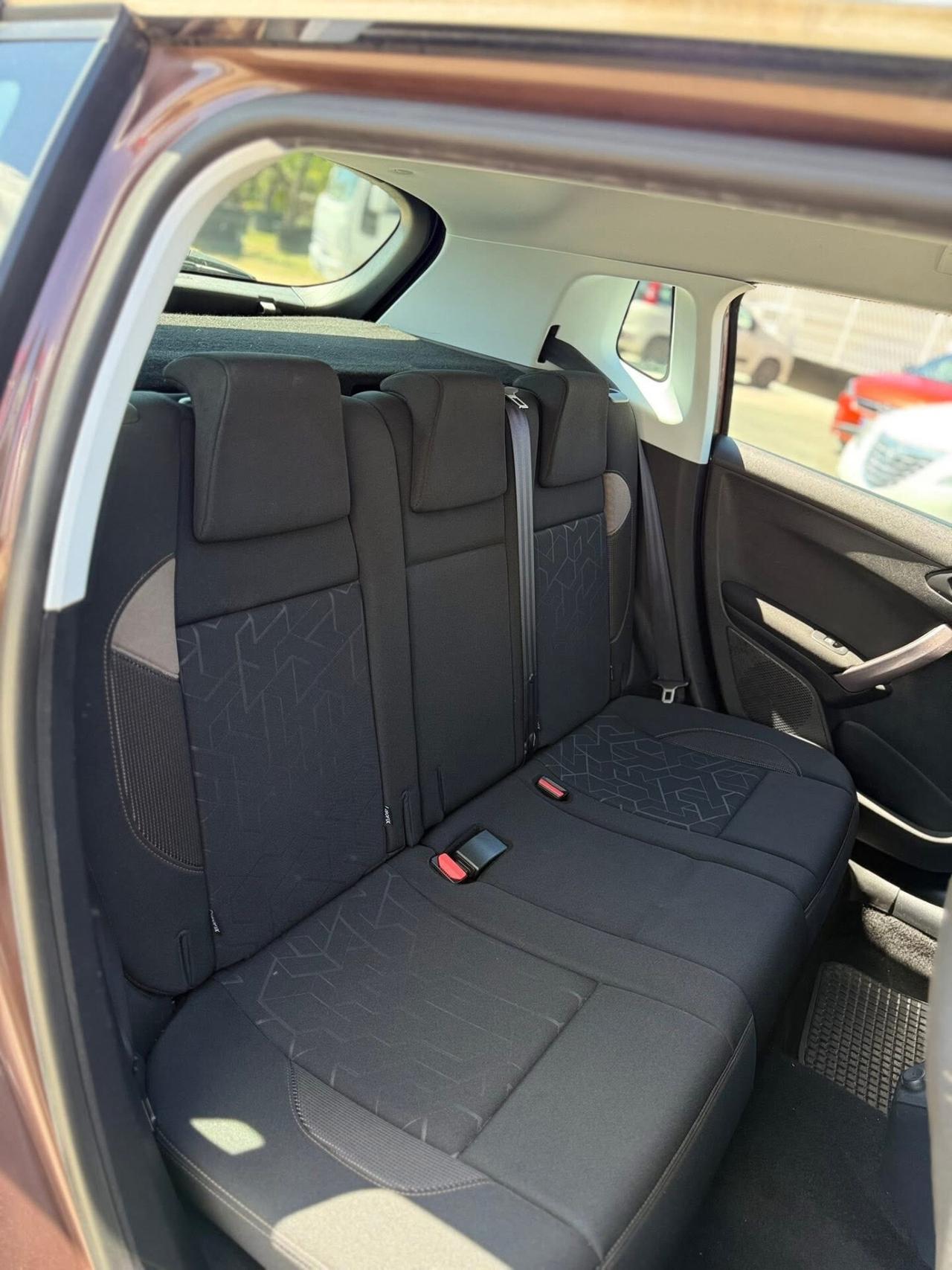 Peugeot 2008 1.6 e-HDi 92cv ETG6 Allure 2014