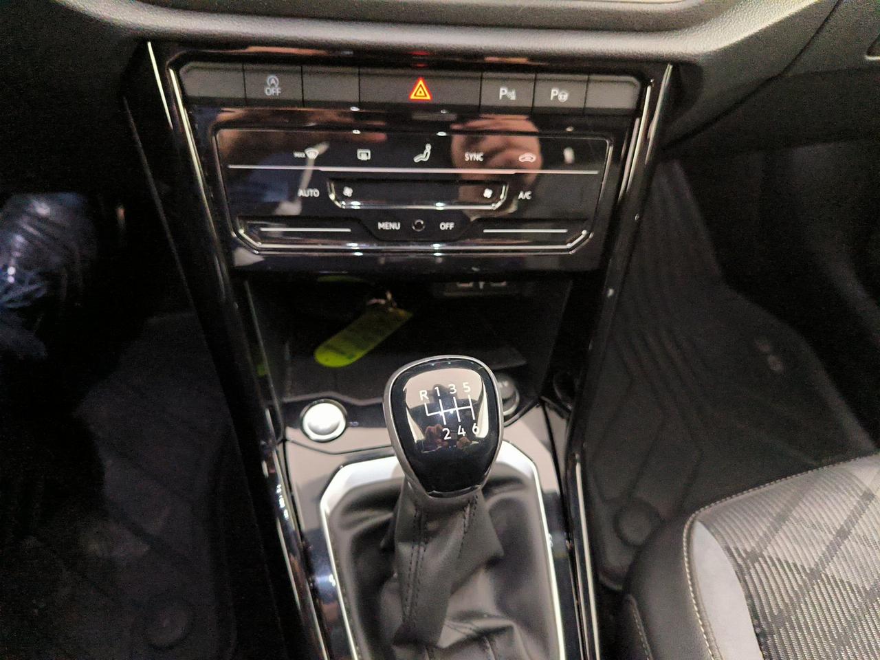 Volkswagen T-Roc 1.5 tsi r-line