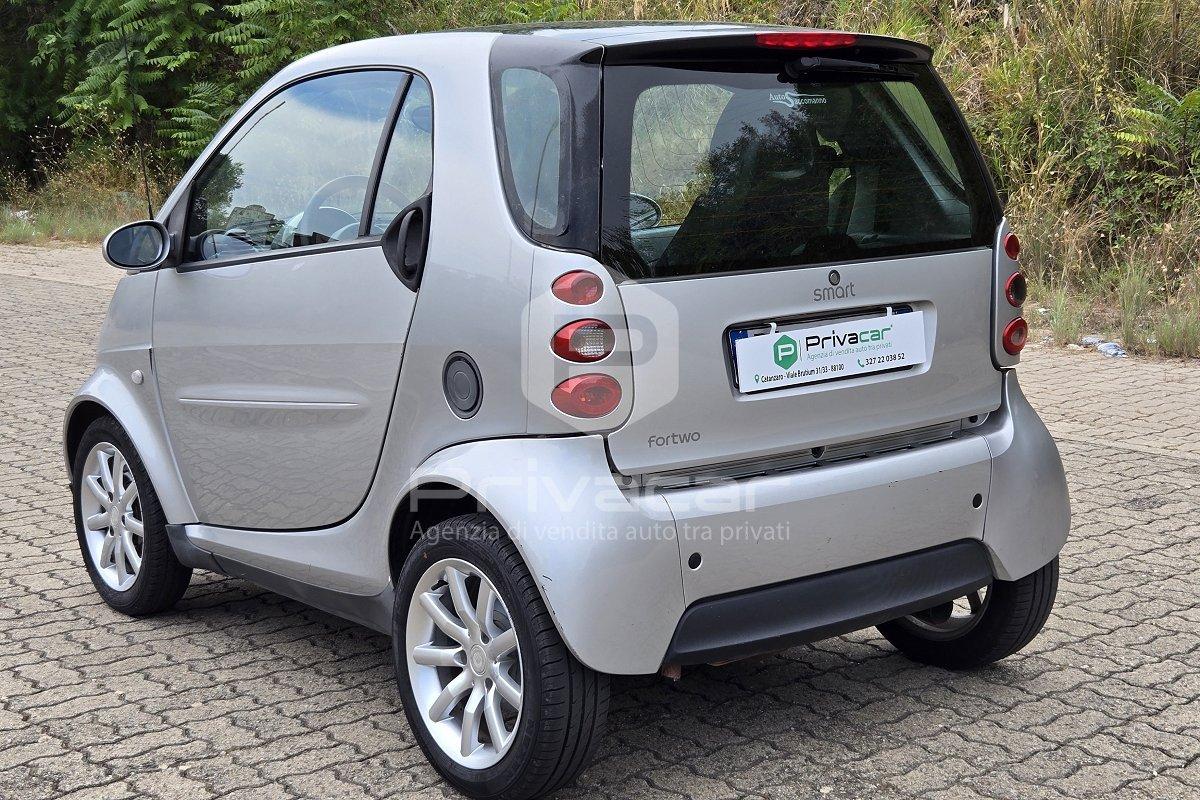 SMART fortwo 700 coupé passion (45 kW)