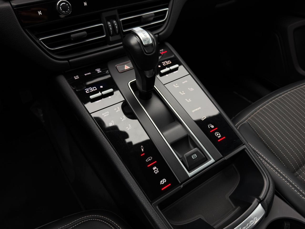 Porsche Macan 2.0 T 265CV PDK MY2022 - IMPIANTO BOSE - TETTO