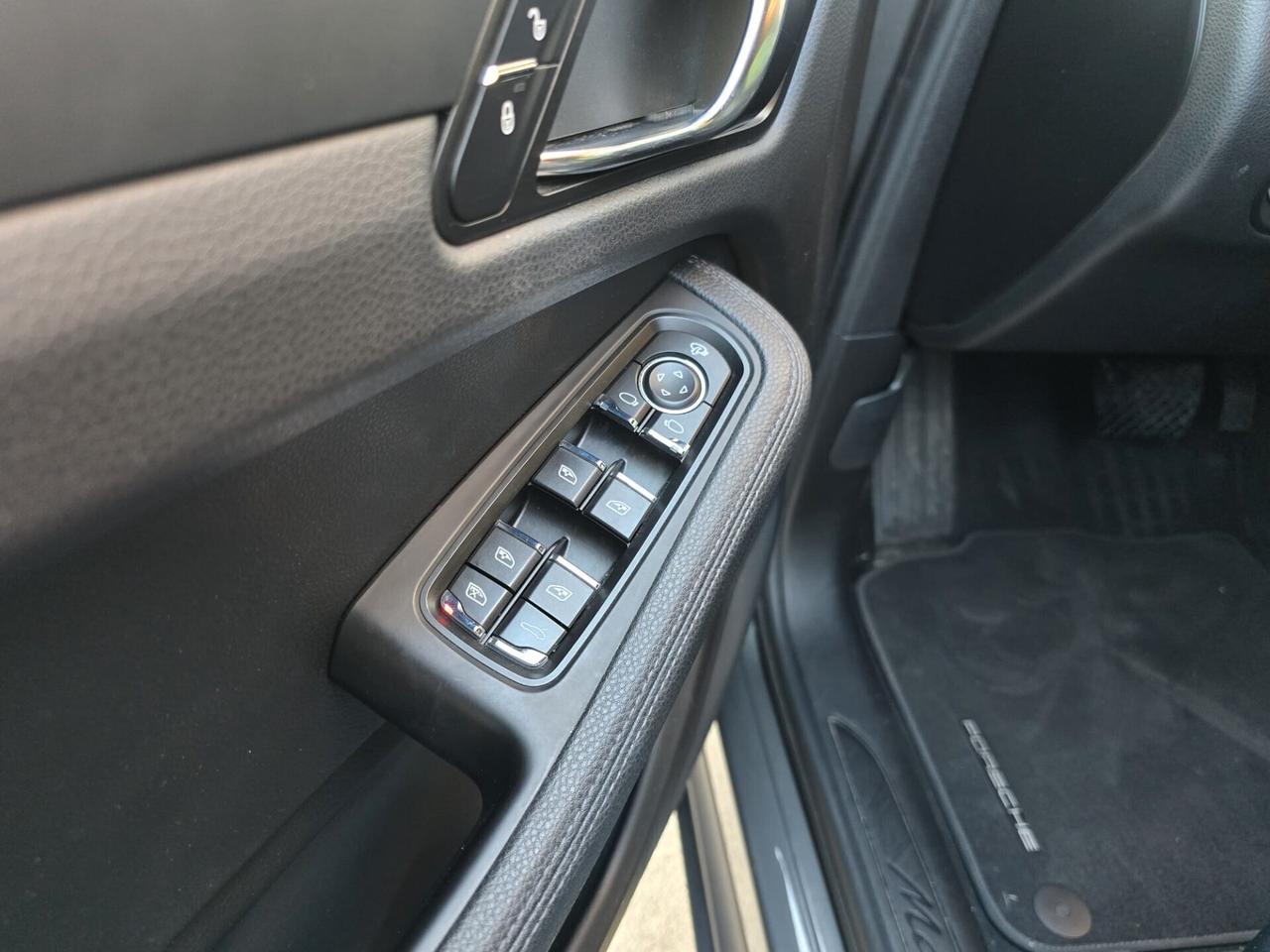 Porsche Macan 2.0 252cv TAGLIANDI PORSCHE