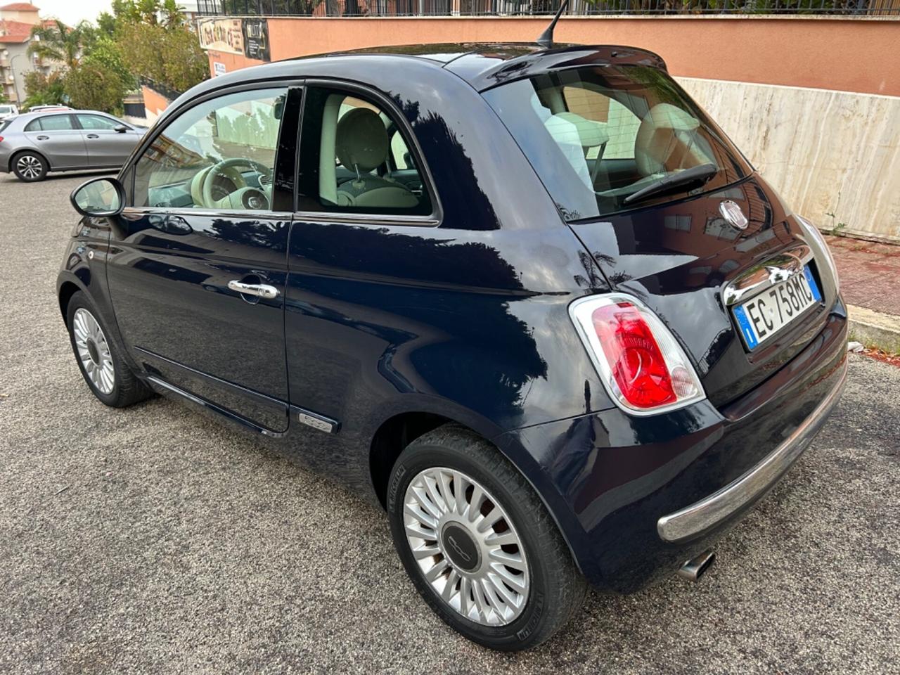 Fiat 500 1.2 Lounge ideale per neo patentati