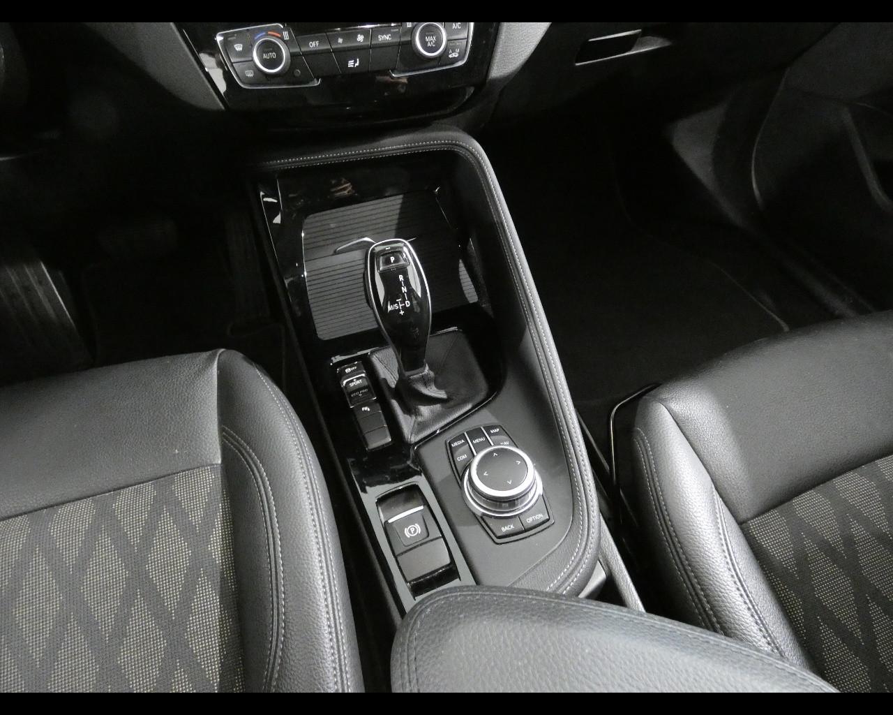 BMW X1 (F48) - X1 sDrive18i xLine