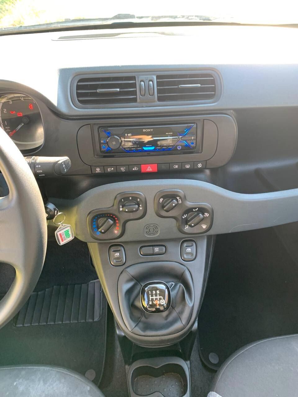 Fiat Panda 1.0 HYBRID UNIPRO. NEOPA.