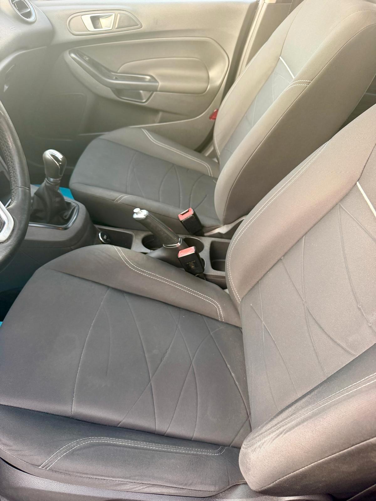 Ford Fiesta 1.2 60CV 5 porte Titanium - ok neopatentato