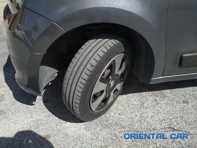 Renault Twingo Twingo 0.9 tce Lovely 90cv edc SOLO 39.000 KILOMETRI