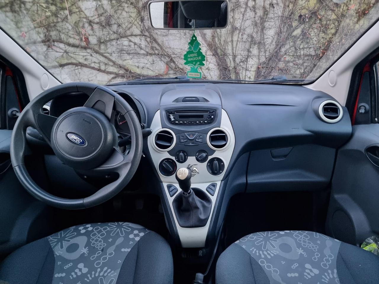 Ford Ka Ka+ 1.2 8V 69CV Titanium