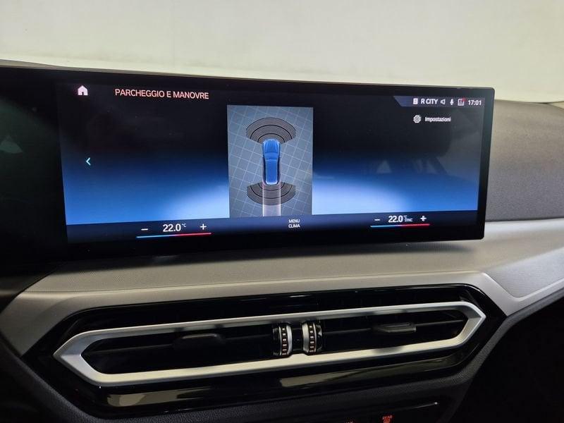 BMW Serie 3 G21 2022 Touring 320e Touring auto