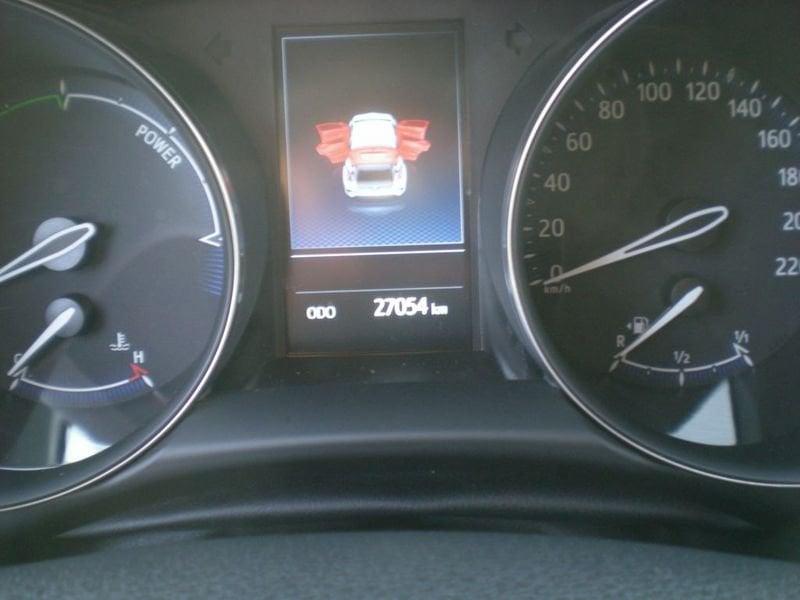 Toyota C-HR 1.8h Business e-cvt