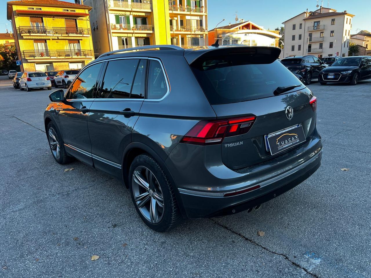 Volkswagen Tiguan Sport 1 #50918