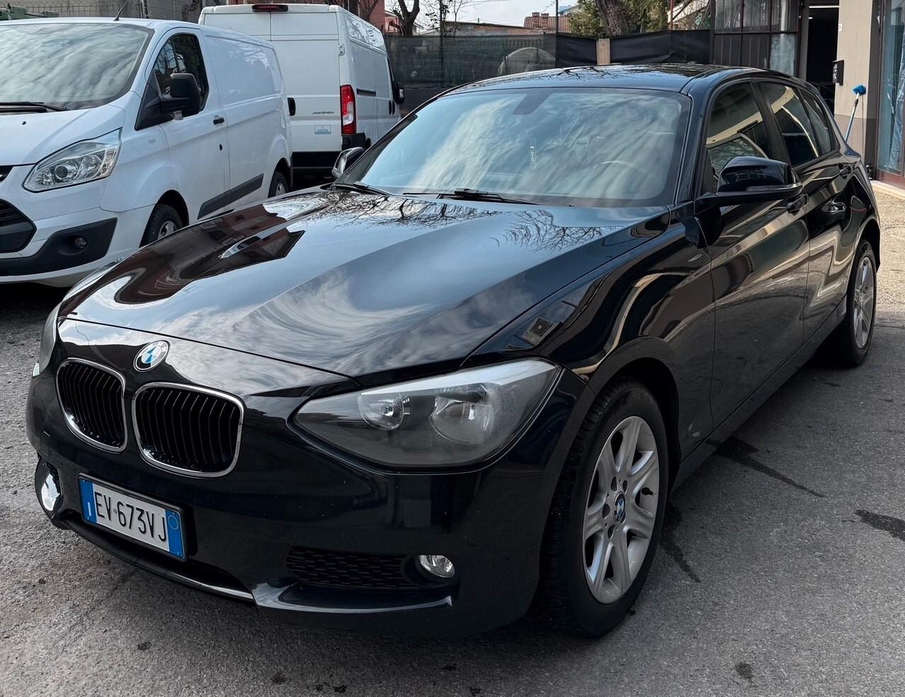 Bmw 114 114d 5p. Unique