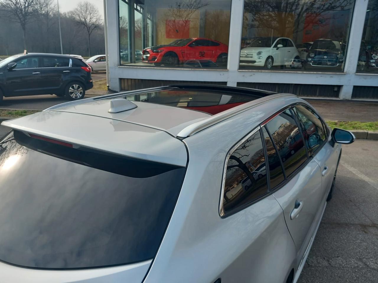 Toyota Corolla SW Touring Sports 2.0h Lounge cvt
