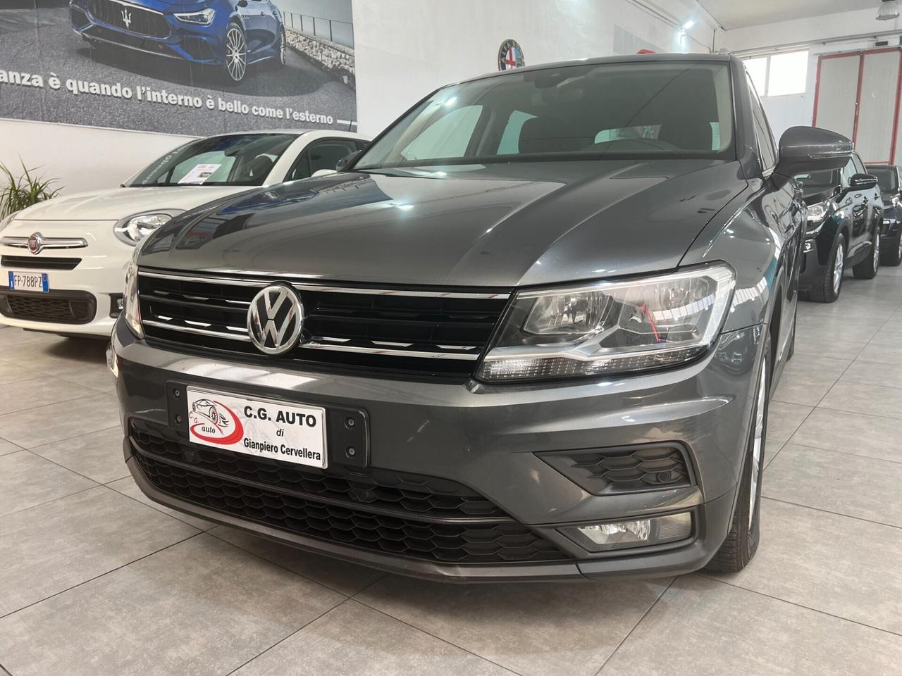 Volkswagen Tiguan 1.6 116 CV - Business BlueMotion Technology - 2019