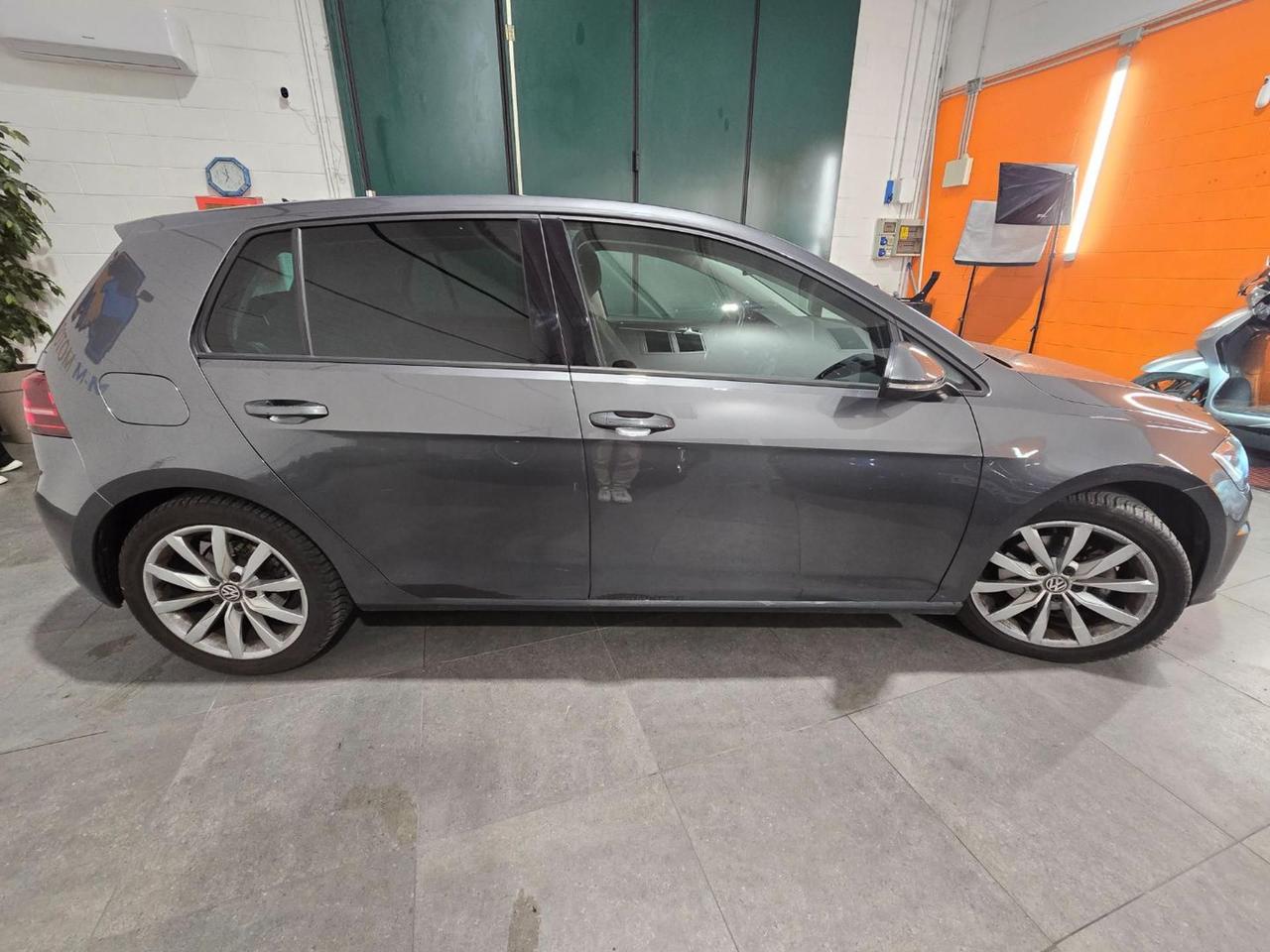 VOLKSWAGEN Golf 1.6 TDI 115 CV 5p. Highline BlueMotion Technology
