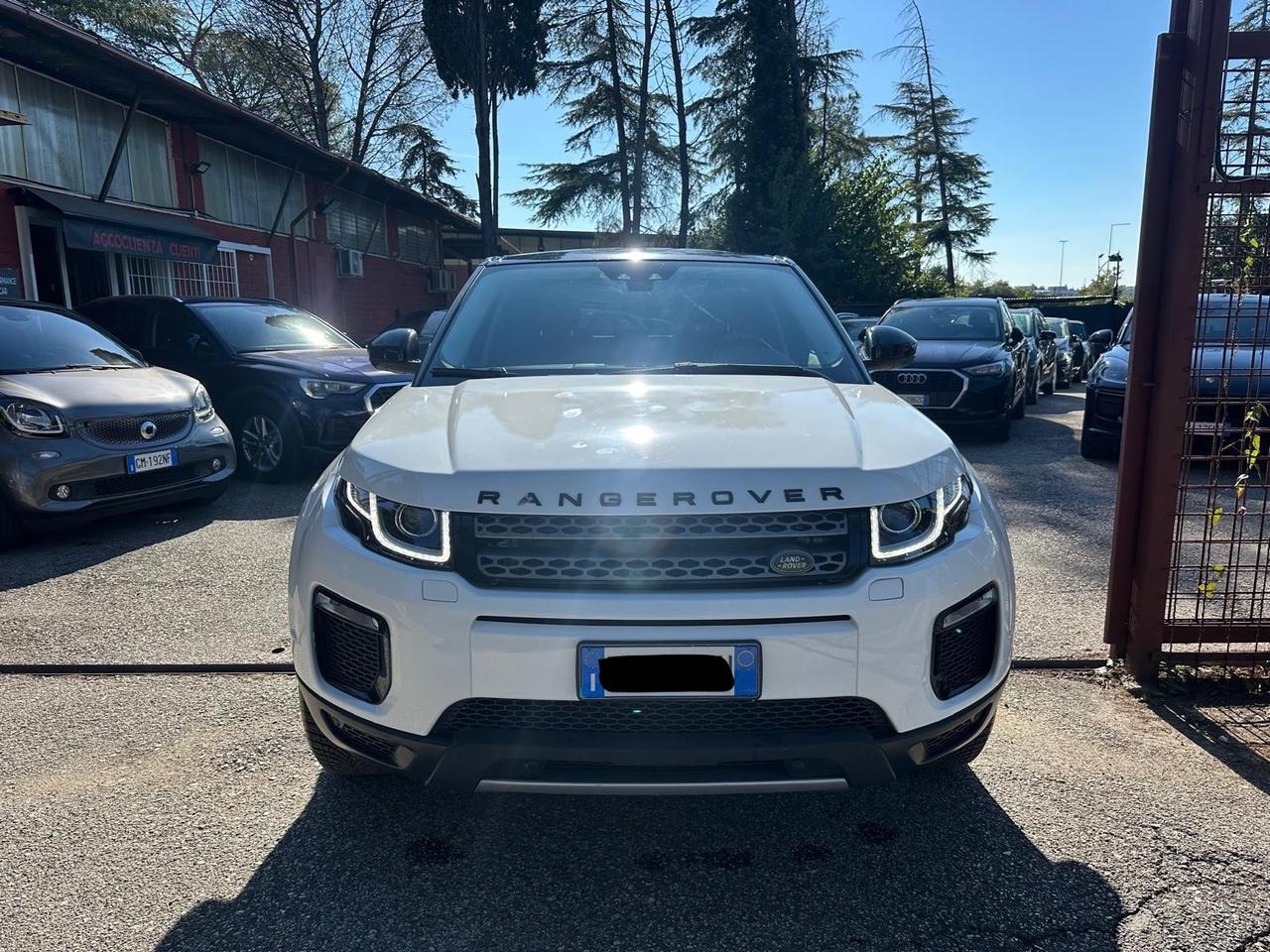 Land Rover Range Evoque 2.0 eD4 5p. SE Dynamic