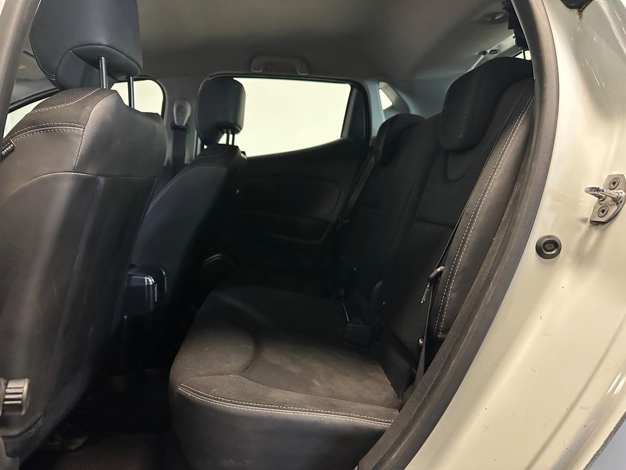 RENAULT CLIO 1.5 DCI 75CV NEOPATENTATI Costume National