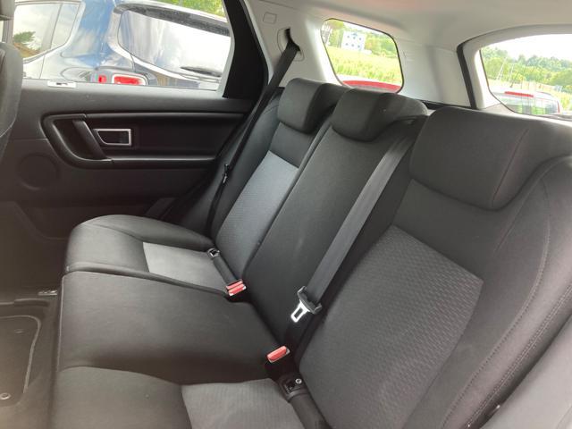 LAND ROVER Discovery Sport 2.0 TD4 150 CV Dark Edition