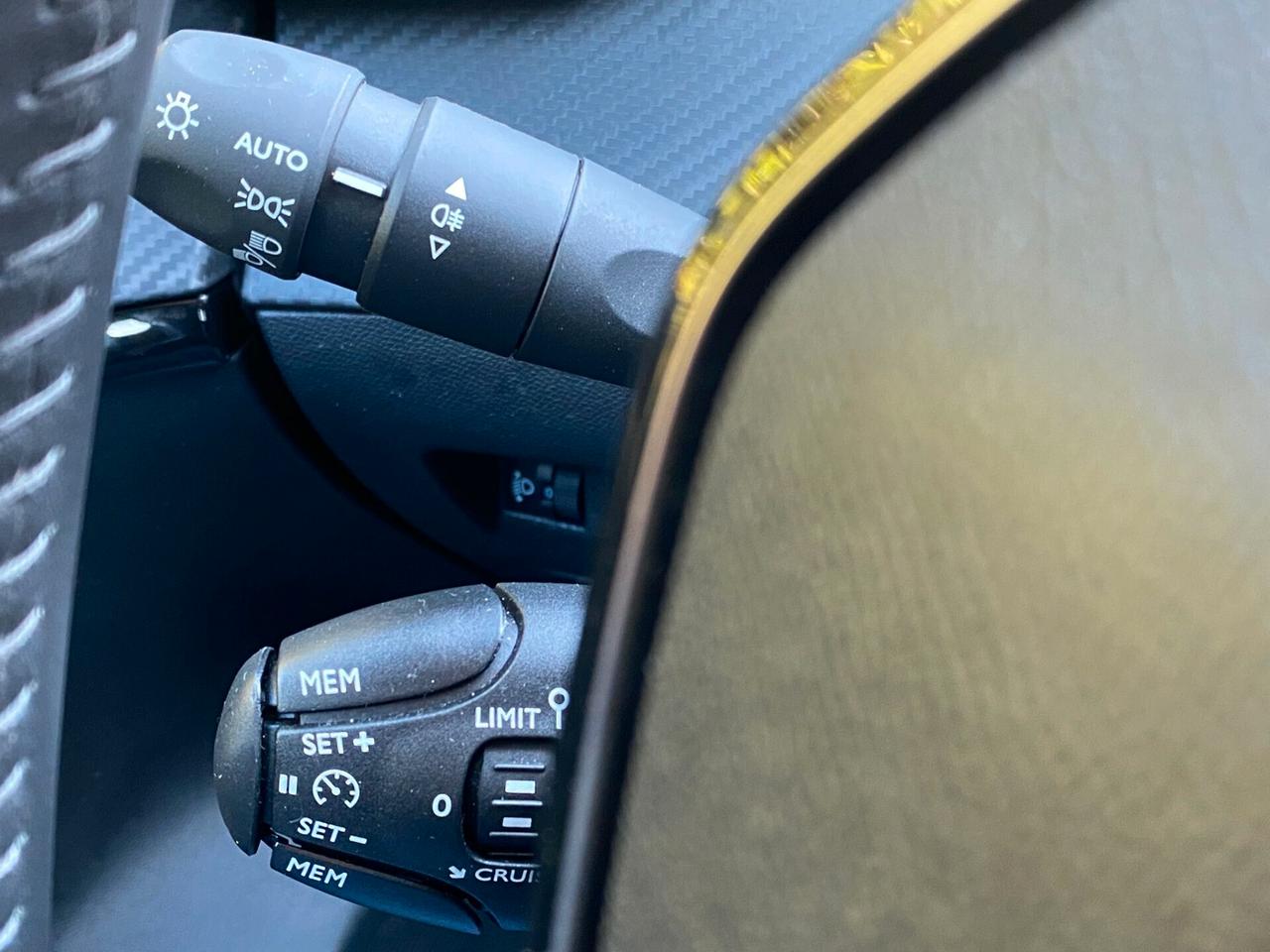 Peugeot 208 PureTech 100 Stop&Start 5 porte Active