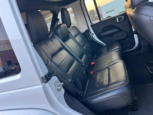 JEEP Wrangler Unlimited 2.0 Turbo Sahara