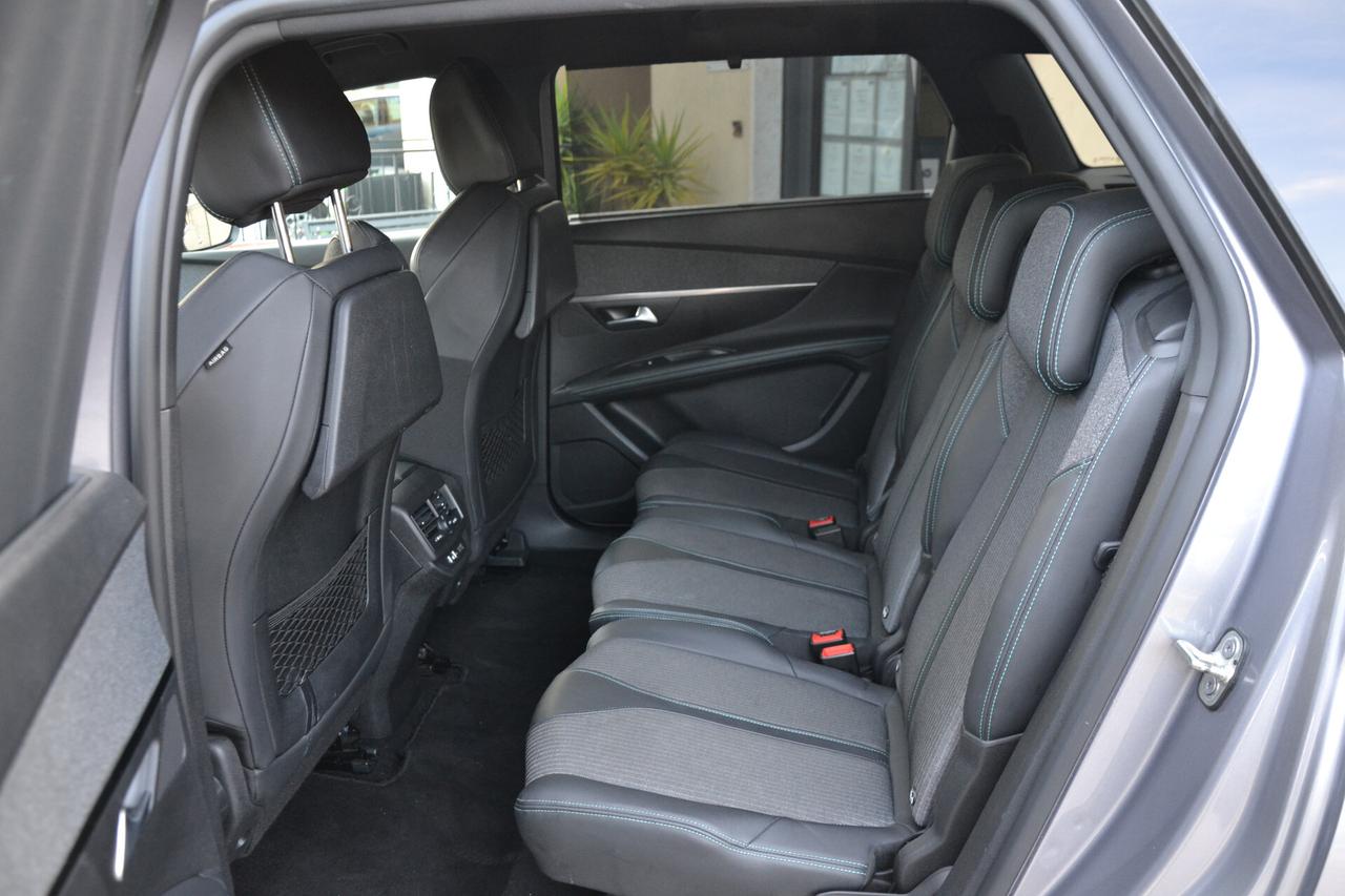 Peugeot 5008 1.5 HDi 130CV EAT8 ALLURE PELLE+RCAM+NAVI+FULL LED