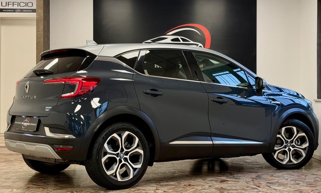 Renault Captur Plug-in Hybrid E-Tech 160 CV Initiale Paris