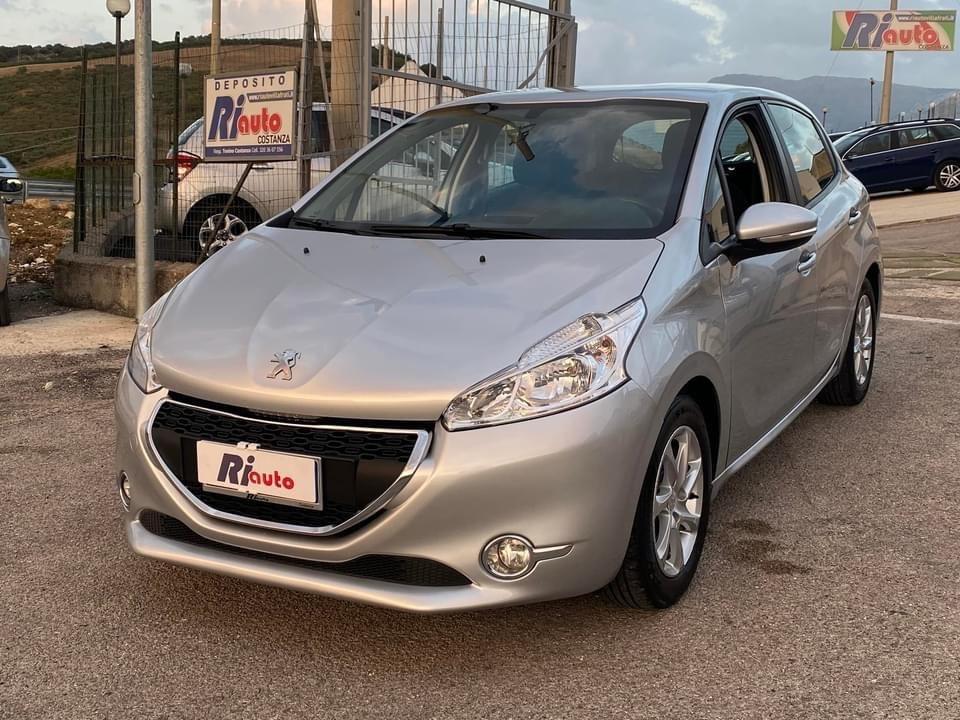 Peugeot 208 1.4 HDi 68 CV 5 porte Active