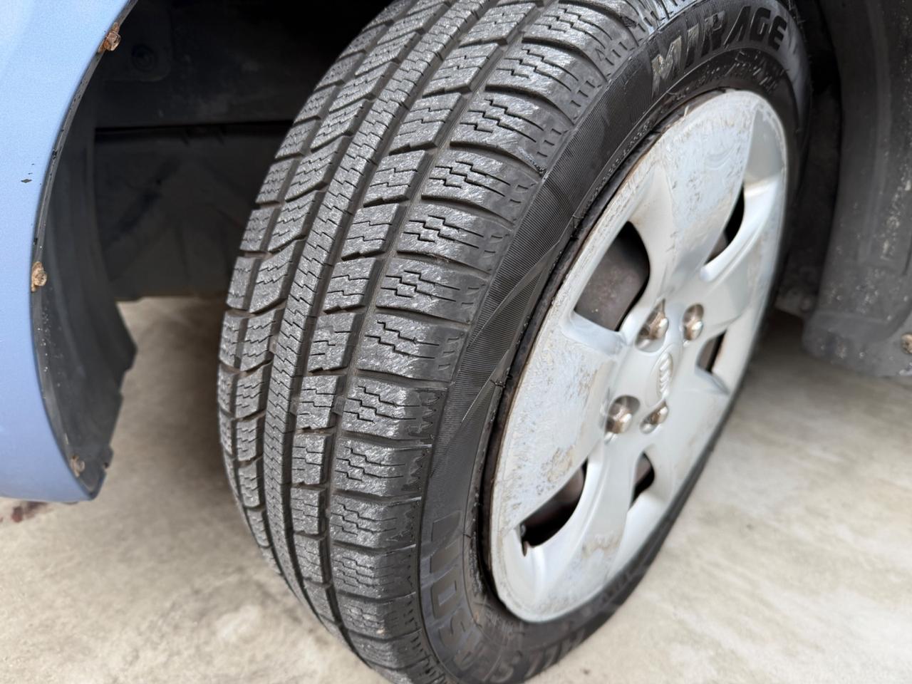 Kia Picanto 1.0 benzina euro4 neopatentati