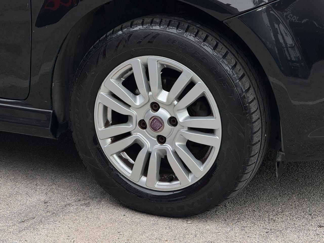 Fiat Punto 1.2 1.2 Street E6 69CV 5p + GPL