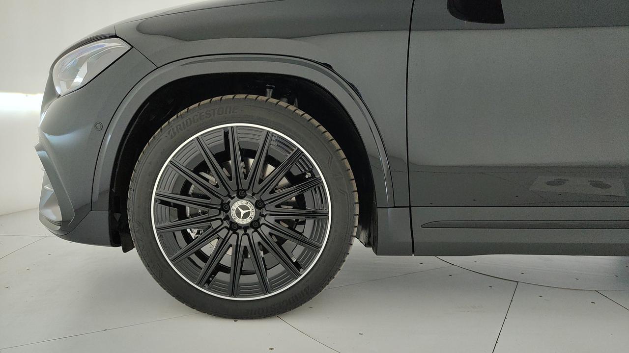 Mercedes-Benz GLA 200 d automatic