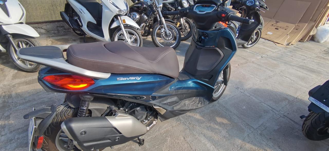 Piaggio Beverly 400 DEL 2024 USATO