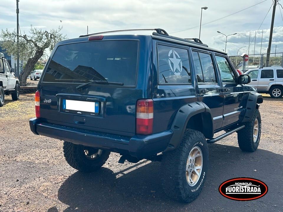 Jeep Cherokee 2.5 TD 5 Porte Sport