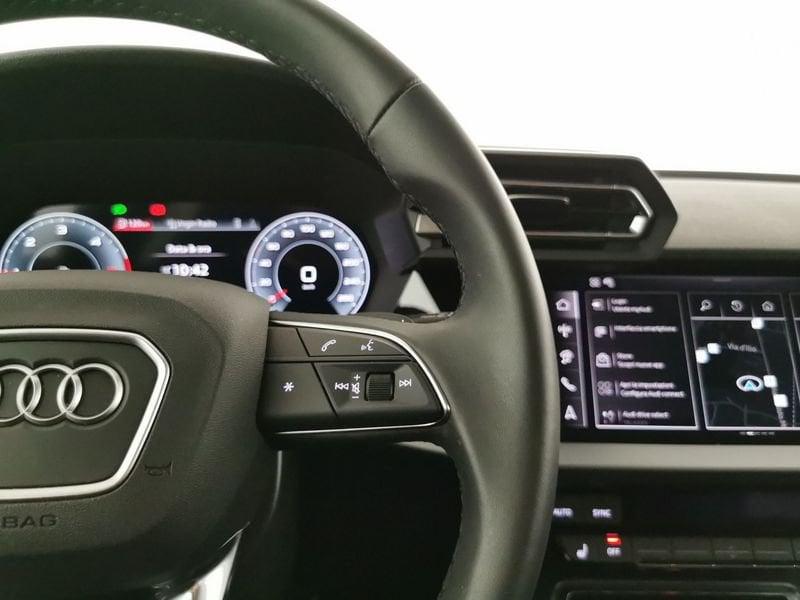 Audi A3 allstreet 2.0 tdi Identity Contrast 150cv s-tronic