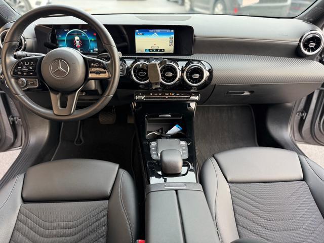 MERCEDES-BENZ A 180 d Automatic Business Extra (NESSUN VINCOLO)