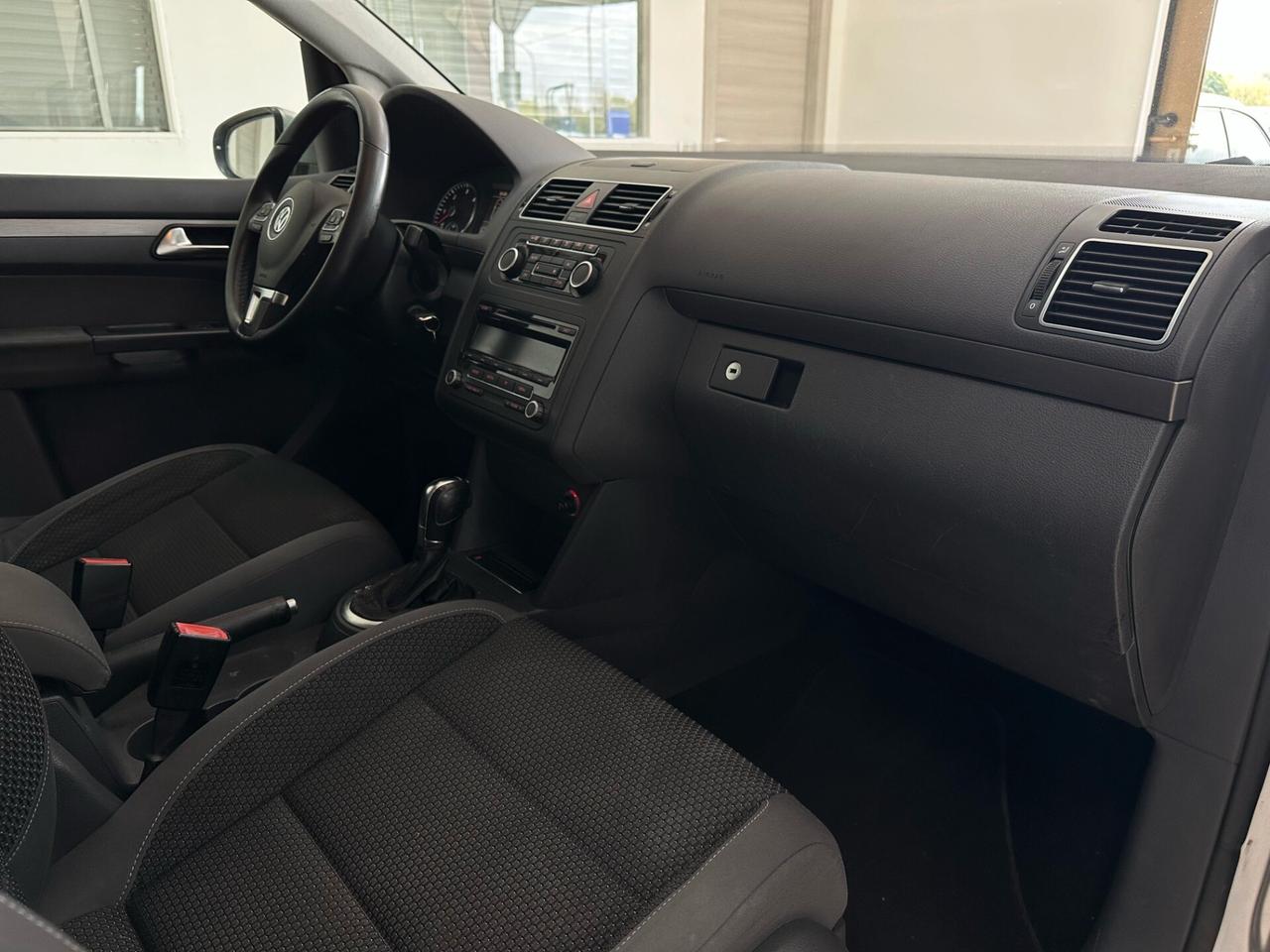 Volkswagen Touran 1.6 TDI DSG Comfortline