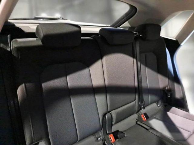 AUDI Q3 45 TFSI e S tronic Business