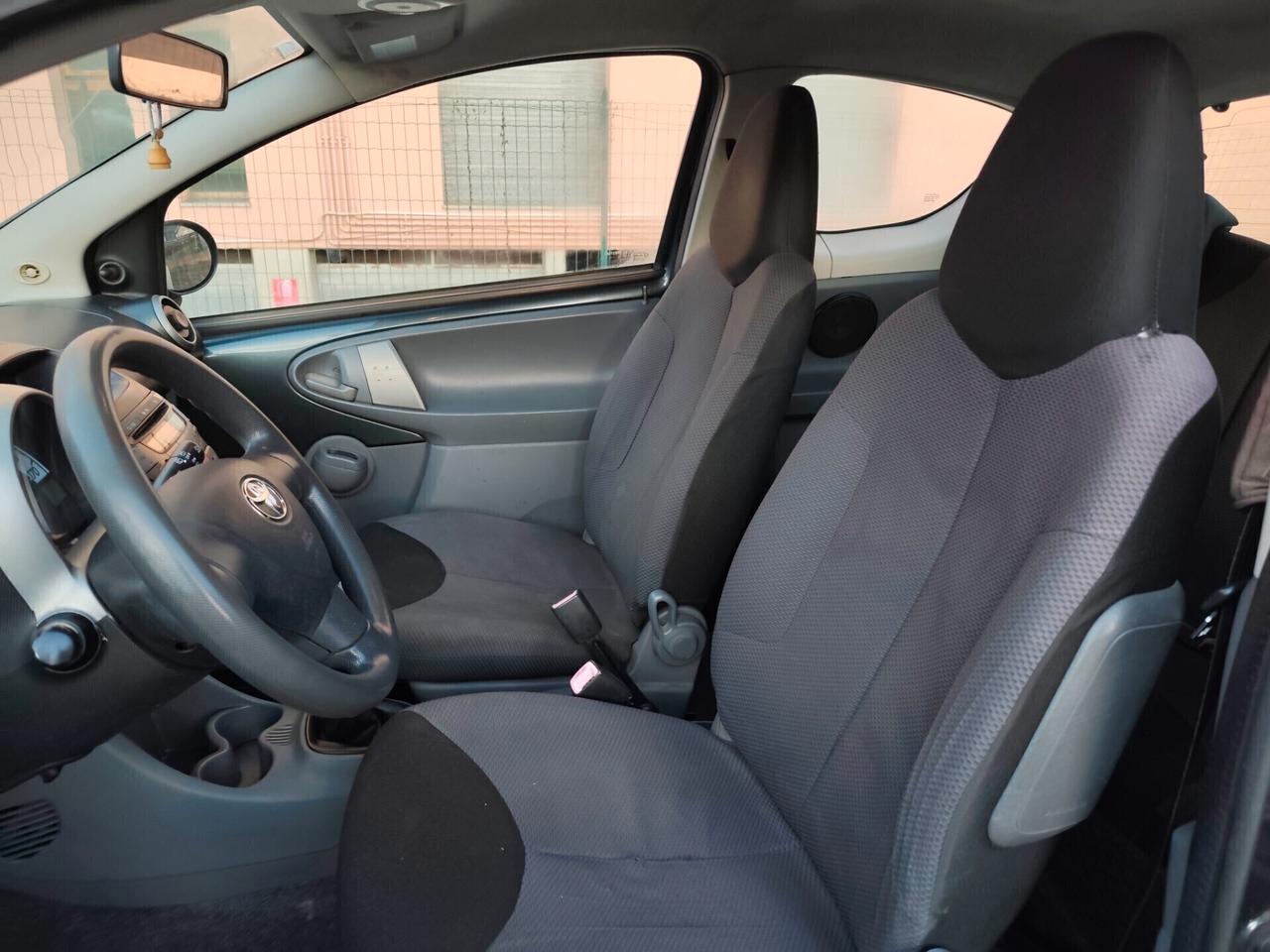 Toyota Aygo 1.0 benzina euro 4 neopatentati